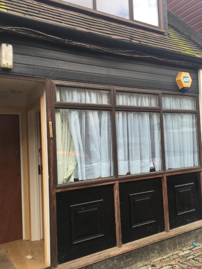 לונדון Studio Flat In The Heart Of Golders Green מראה חיצוני תמונה